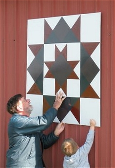 Lori’s Star--Barn Quilts